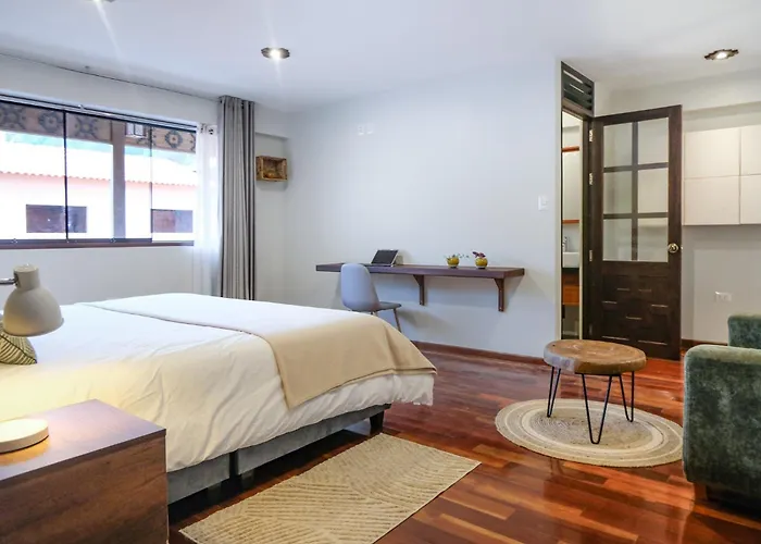 Ayra Boutique Hotel *