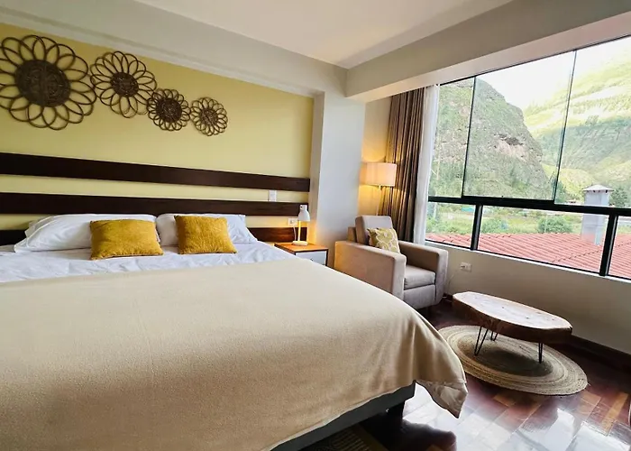 Ayra Boutique Hotel *